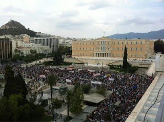 Εμπρός για την Ευρώπη των λαών - Η επίσκεψη της Μέρκελ στην Αθήνα σηματοδότησε την εδραίωση της οικονομικής κατοχής του λαού μας - Φωτογραφία 1