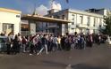 Πάτρα: Πάλι κατέλαβαν οι εργαζόμενοι του Δήμου την είσοδο του Δημοτικού Συμβουλίου [video]