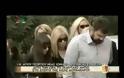 ΒINTEO: Συντετριμμένη η Λίζα Δουκακάρου στην κηδεία του συζύγου της
