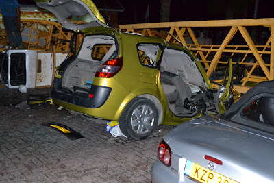 Τραγωδία στη Λάρνακα: Γερανός καταπλάκωσε όχηματα- Μία νεκρή και τρεις τραυματίες [Photos] - Φωτογραφία 5