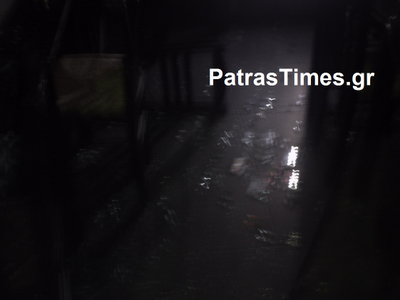 Δείτε βίντεο και φώτο από τις συμπλοκές στη Πάτρα μεταξύ των μελών της Χρυσής Αυγής με αντιεξουσιαστές - Φωτογραφία 8