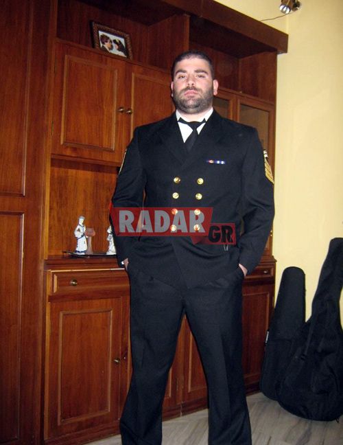 ΦΩΤΟ: Δείτε τον... υπαξιωματικό του Πολεμικού Ναυτικού Παντελή Παντελίδη - Φωτογραφία 2
