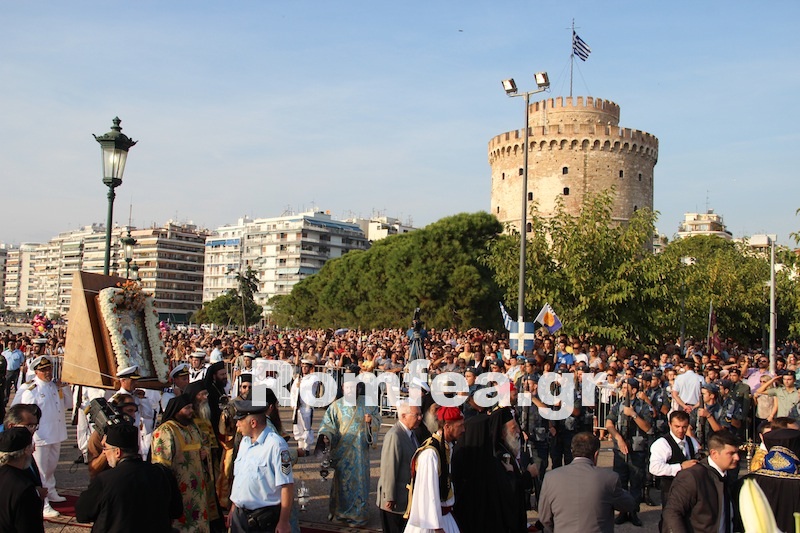 Υποδοχή με τιμές αρχηγού κράτους το ''Αξιον Εστί'' στη Θεσσαλονίκη - Φωτογραφία 8