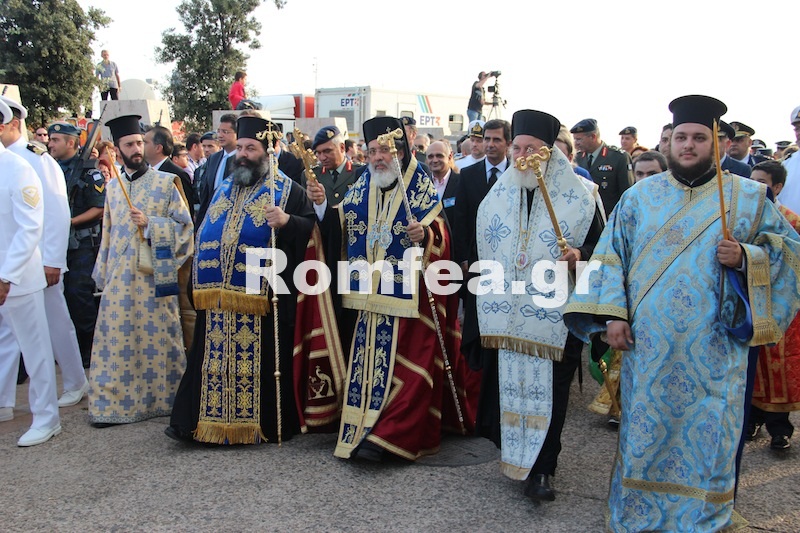 Υποδοχή με τιμές αρχηγού κράτους το ''Αξιον Εστί'' - Φωτογραφία 14