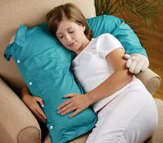 ΔΕΙΤΕ: Τα πιο ασυνήθιστα μαξιλάρια για το κρεβάτι σας - Φωτογραφία 1