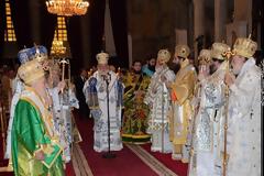 2036 - Πολυαρχιερατικό συλλείτουργο παρουσία της Ιεράς Κοινότητας και πολλών Αγιορειτών, σήμερα στην βασιλική του Αγίου Δημητρίου της Θεσσαλονίκης