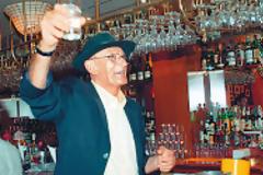 Οι πρώτες μπίζνες του Βλάση με τον Ακη...!!!