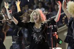 Η Shakira τα έδωσε όλα στο χορό με την κοιλιά… τούρλα!ΔΕΙΤΕ φώτο