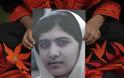 Στη Βρετανία για θεραπεία η 14χρονη blogger που ήθελαν να δολοφονήσουν οι Ταλιμπάν