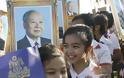 Πέθανε ο πρώην βασιλιάς της Καμπότζης Νοροντόμ Σιχανούκ - Φωτογραφία 4