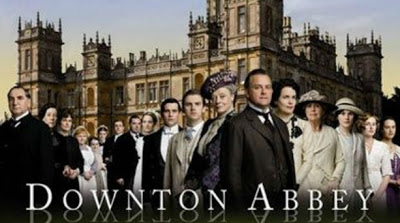 Downton Abbey: Η ΝΕΤ έκοψε το απαγορευμένο φιλί - Φωτογραφία 1