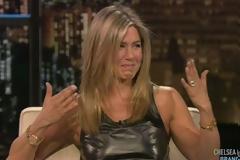 J.Aniston: Τα δάκρυά της για τον αρραβώνα