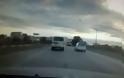 Ο Χάρος βγήκε παγανιά: Οδηγός προκαλεί διαδοχικά ατυχήματα [Video]