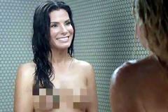 Η Sandra Bullock γυμνή!