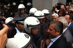Δυναμική παρέμβαση του Ιατρικού Συλλόγου Αθηνών στο Υπουργείο Οικονομικών! (Φωτογραφίες)