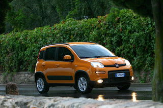 Το νέο Fiat Panda είναι διαθέσιμο σε 4 εκδόσεις: 4x4, Trekking, Natural Power και EasyPower - Φωτογραφία 14
