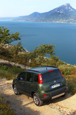 Το νέο Fiat Panda είναι διαθέσιμο σε 4 εκδόσεις: 4x4, Trekking, Natural Power και EasyPower - Φωτογραφία 4