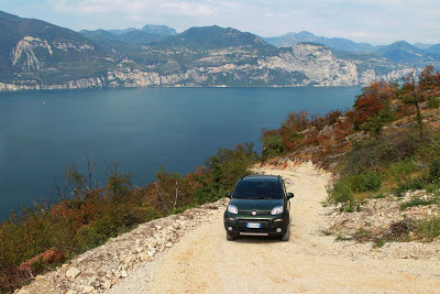 Το νέο Fiat Panda είναι διαθέσιμο σε 4 εκδόσεις: 4x4, Trekking, Natural Power και EasyPower - Φωτογραφία 5