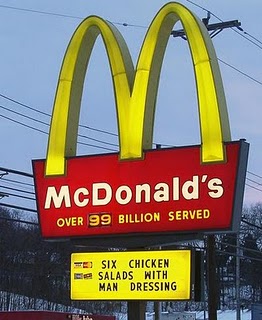 Αγόρασε σε δημοπρασία, ληγμένη σάλτσα των McDonalds έναντι 10.000 δολαρίων!! - Φωτογραφία 1