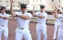 Gangnam style η απόλυτη παρωδία από τη ναυτική ακαδημία των ΗΠΑ! (video)