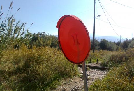 Πάτρα: Δεν αφήνουν τίποτα… όρθιο οι συμμορίες των Ρομά - Φωτογραφία 2