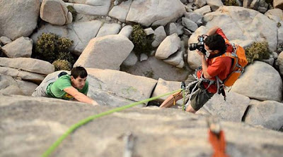 Έχετε αναρωτηθεί ποτέ πως φωτογραφίζουν τους ορειβάτες; Αν ναι δείτε πως! [φωτο] - Φωτογραφία 6
