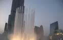 ΦΩΤΟ – Dubai Fountain: Το εντυπωσιακότερο συντριβάνι στον κόσμο - Φωτογραφία 3