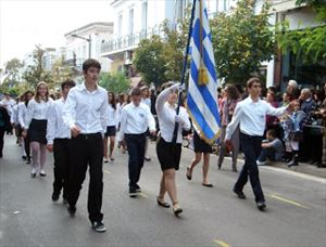 Σύσκεψη πραγματοποιήθηκε στην Περιφέρεια Κρήτης για την παρέλαση της 28ης Οκτωβρίου - Φωτογραφία 1