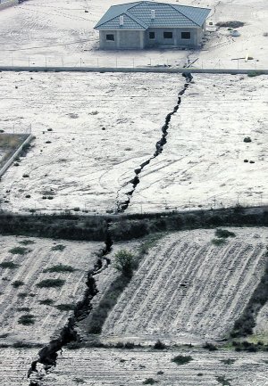 ΦΩΤΟ – ΑΠΙΣΤΕΥΤΟ: Γιγάντιο ρήγμα στην Ισπανία - Φωτογραφία 3