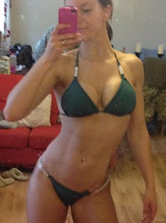 Η σέξι 26χρονη επιλοχίας που ψηφίστηκε ως το καλύτερο bikini body [εικόνες+βίντεο] - Φωτογραφία 4