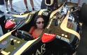 Η Playmate στην Formula 1! (video)