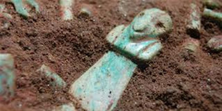 Σημαντικός τάφος των Μάγια ανακαλύφθηκε στη Γουατεμάλα - Φωτογραφία 1