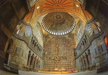 Τουρκική Οργάνωση: Σπάστε τα δεσμά, ας γίνει η Αγία Σοφία Τζαμί - Φωτογραφία 1