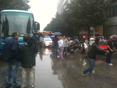 Τροχαίο με τρεις τραυματίες στη Θεσσαλονίκη - Φωτογραφία 2