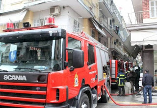 Φωτιά σε πιτσαρία στην Αργυρούπολη - Φωτογραφία 1