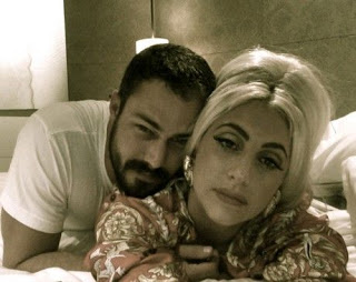 To αμόρε της Gaga μιλάει για τη σχέση τους και κάνει μία συγκλονιστική αποκάλυψη - Φωτογραφία 1
