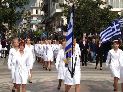 Ολοκληρώθηκε η μαθητική παρέλαση στο Αγρίνιο [video] - Φωτογραφία 3