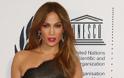 Jennifer Lopez: Εκθαμβωτική αλλά solo σε gala χωρίς τον Casper Smart - Φωτογραφία 2