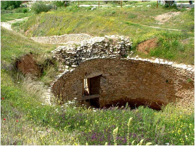 ΟΙ ΘΟΛΩΤΟΙ ΤΑΦΟΙ ΤΑ ΜΕΓΑΛΟΥΡΓΗΜΑΤΑ ΤΩΝ ΕΛΛΗΝΩΝ (Μέρος 1ο) - Φωτογραφία 26