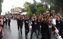 Με μαύρα μαντήλια η μαθητική παρέλαση στην Ιερισσό