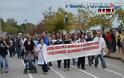 Πρέβεζα: Την δική τους παρέλαση - διαμαρτυρία έκαναν εργαζόμενοι στο νοσοκομείο - Φωτογραφία 4