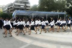 Ομαλά ολοκληρώθηκε η παρέλαση στο Αγρίνιο [Photo & Video]