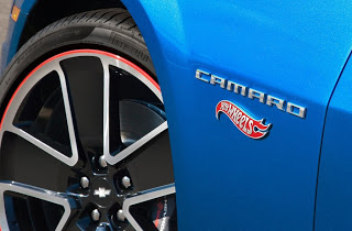 2013 Chevrolet Camaro Hot Wheels Edition (+photo gallery) - Φωτογραφία 9