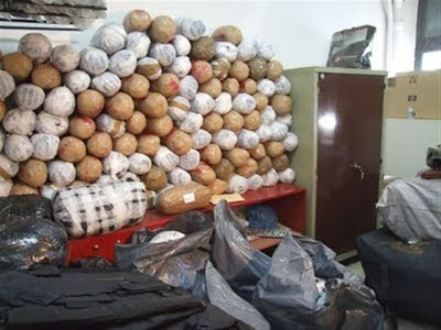 Φορτίο «μαμούθ» με 400 κιλά χασίς κατασχέθηκε στα Ιωάννινα - Φωτογραφία 1