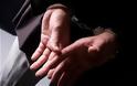 Πάτρα: Χειροπέδες σε 53χρονο έμπορο για οφειλές προς το δημόσιο
