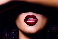 Το sexy ημερολόγιο της Cheryl Cole (ΕΙΚΟΝΕΣ + VIDEO)