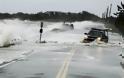 Απευθείας εικόνα- Χωρίς ρεύμα η Νέα Υόρκη, 13 νεκροί από τον Τυφώνα Σάντυ (Live Streaming)