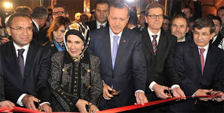 O Eρντογάν εγκαινίασε τη νέα πρεσβεία της Τουρκίας στη Γερμανία - Φωτογραφία 1