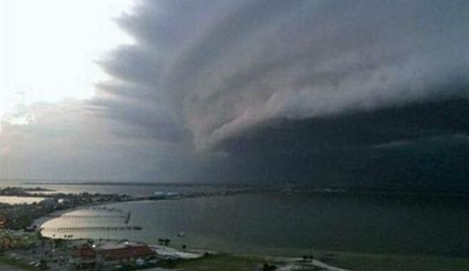 Ψεύτικες φωτογραφίες για τον τυφώνα Σάντι κάνουν το γύρο του διαδικτύου - Φωτογραφία 2