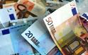 «Οι πλούσιοι Έλληνες συνεχίζουν να φοροδιαφεύγουν»